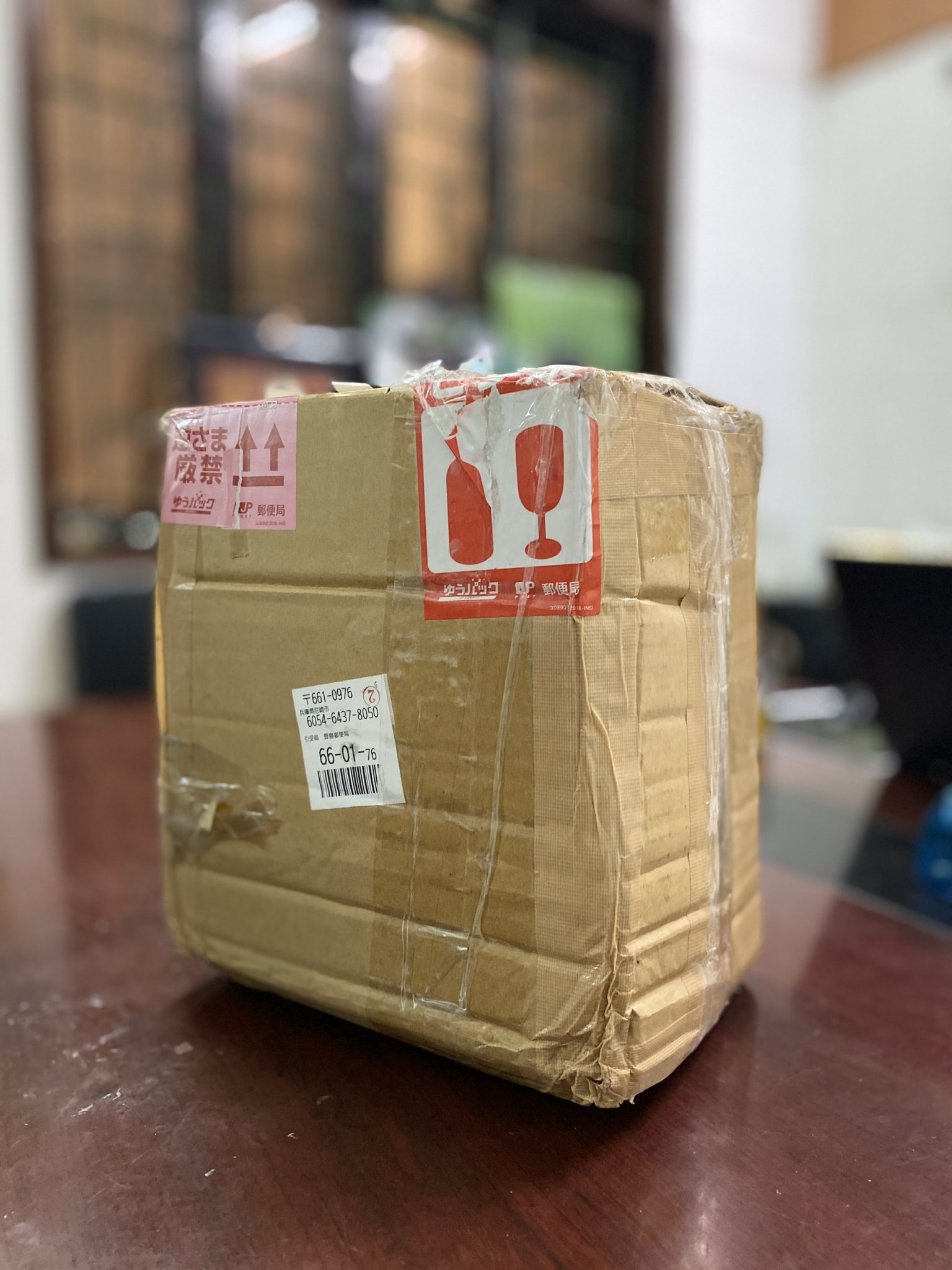 Dịch vụ chuyển phát nhanh xách tay đồ gốm sứ từ Nhật về Việt Nam