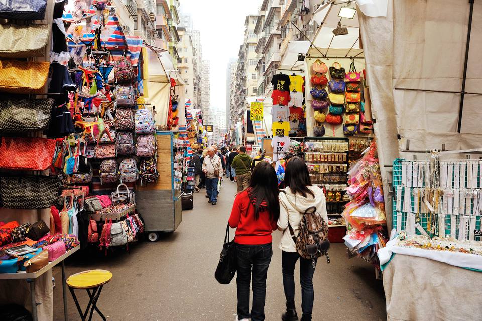 Ladies Market – Thiên đường mua sắm giá rẻ