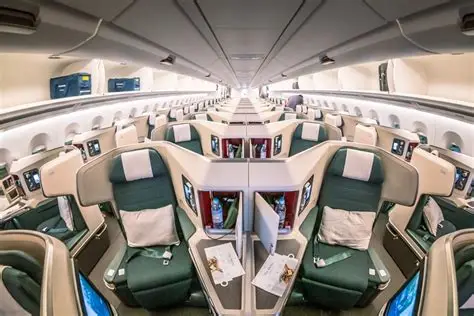 Cathay Pacific – Thương hiệu hàng không mang tầm châu lục.