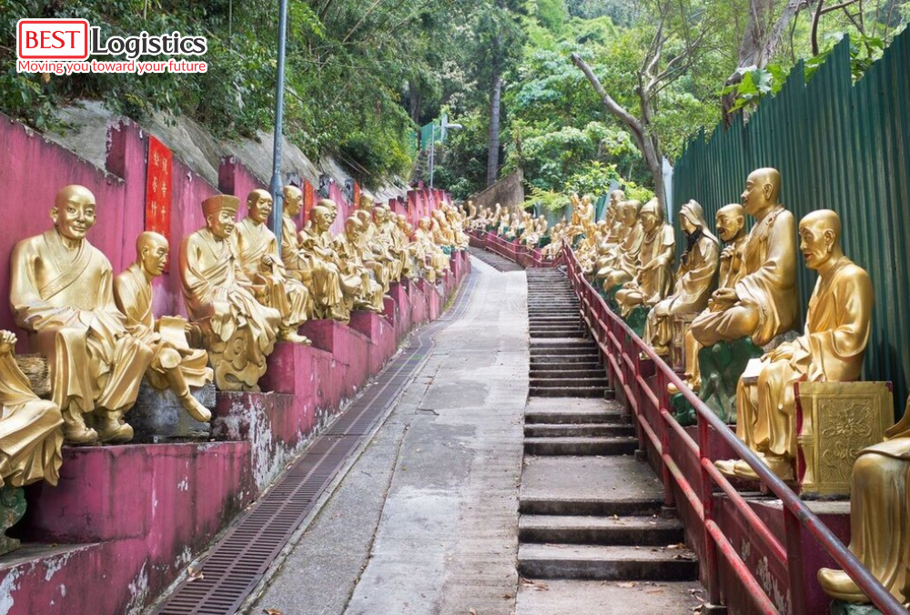 Tu viện Vạn Phật – Sự kỳ vĩ trên sườn núi