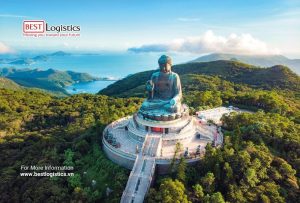 Thăm thiền viện trăm tuổi và tượng Phật 34 m nổi tiếng ở Hong Kong